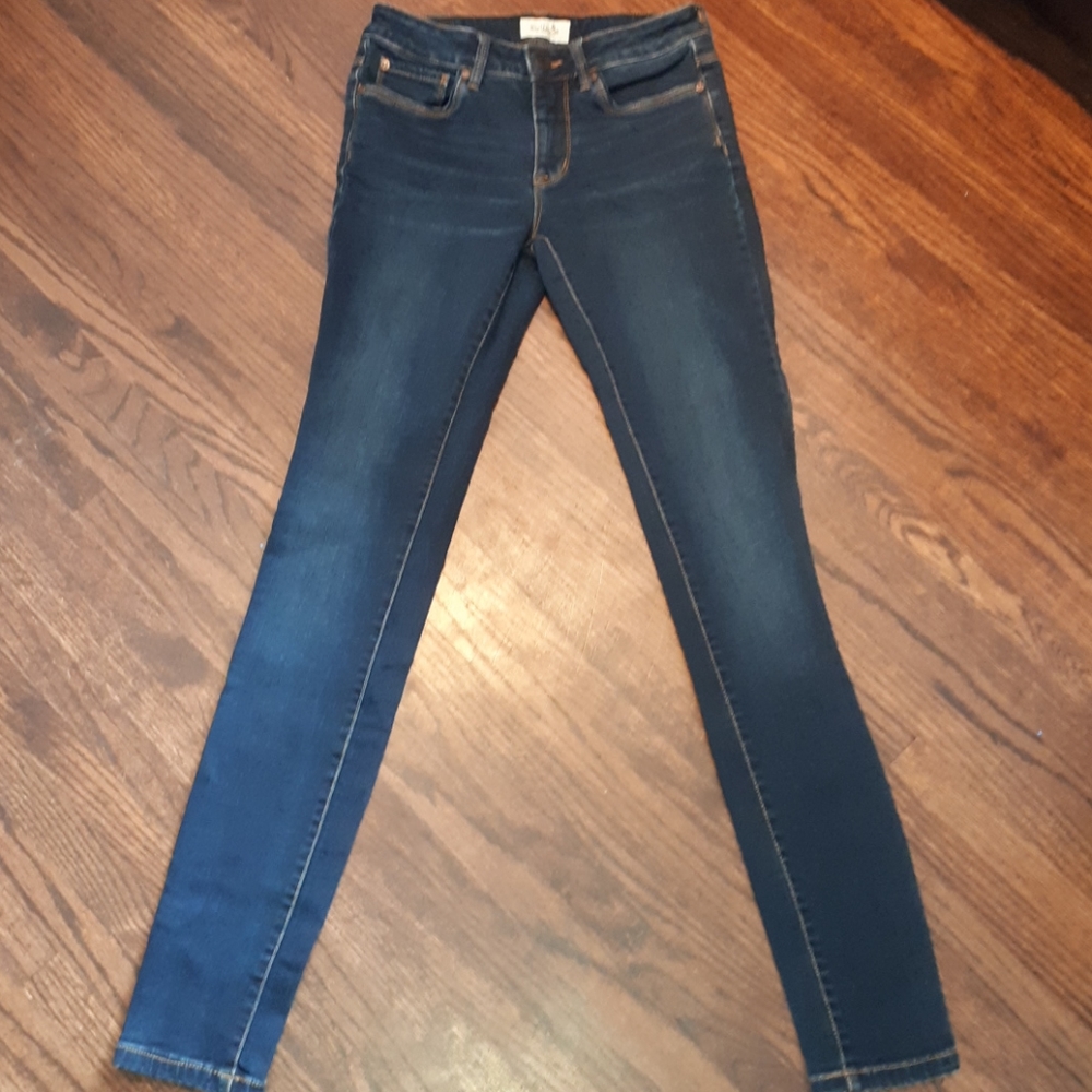 💥3/$50💥 Bootlegger stretch skinny jeans